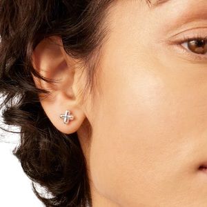 Jenny Bird XO Studs, NWOT gold